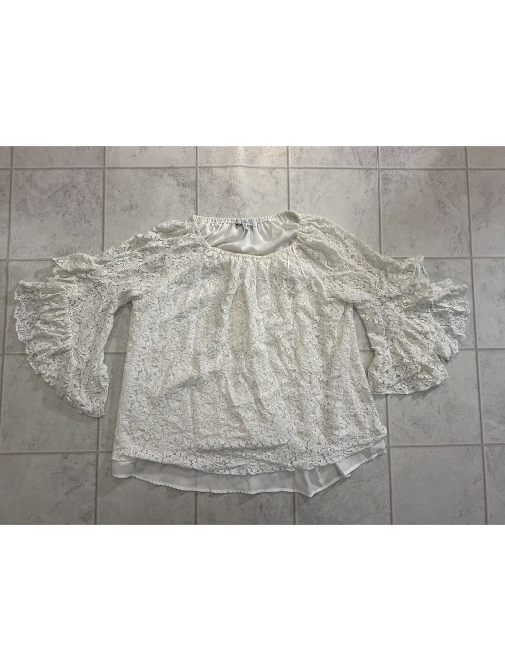 Fever cream lace blouse 1X